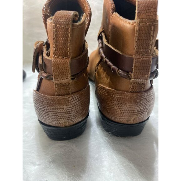 Tan Leather Ankle Boots With Buckle Detail & Textured Heel 9 - Picture 4 of 8